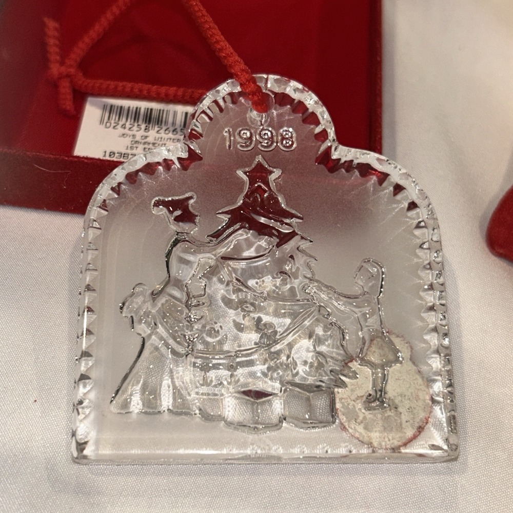 Waterford Crystal 1998 Joys of Winter Trimming the Tree Ornament 1st Edition - Picture 2 of 7